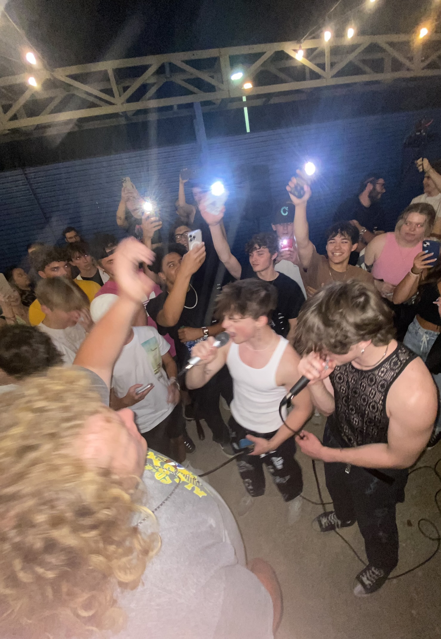 Live performance shot 1