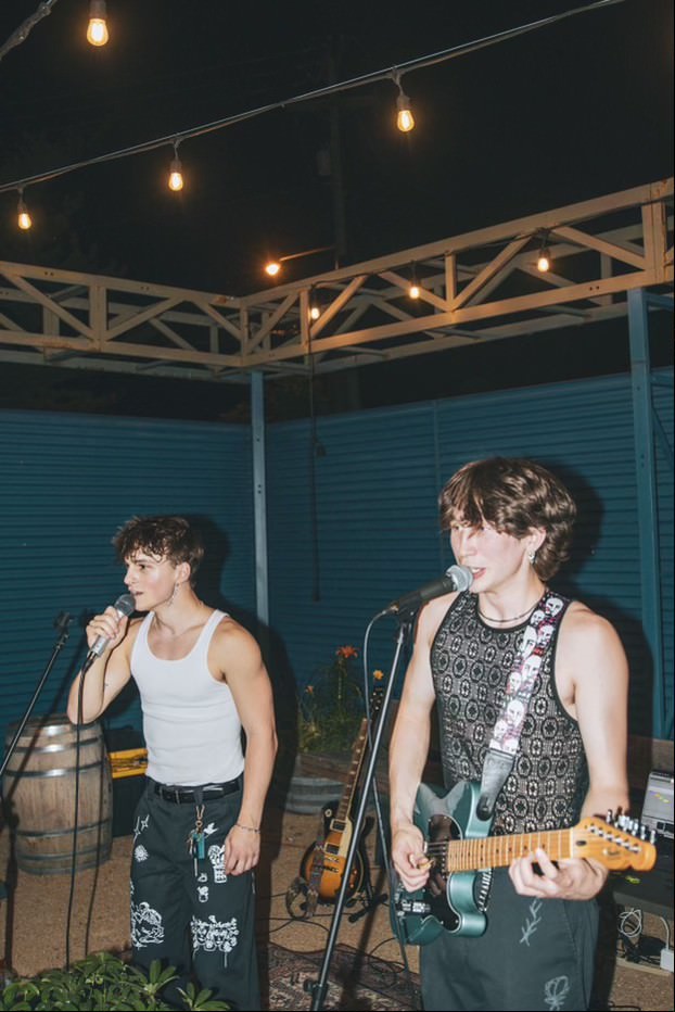 Live performance shot 5